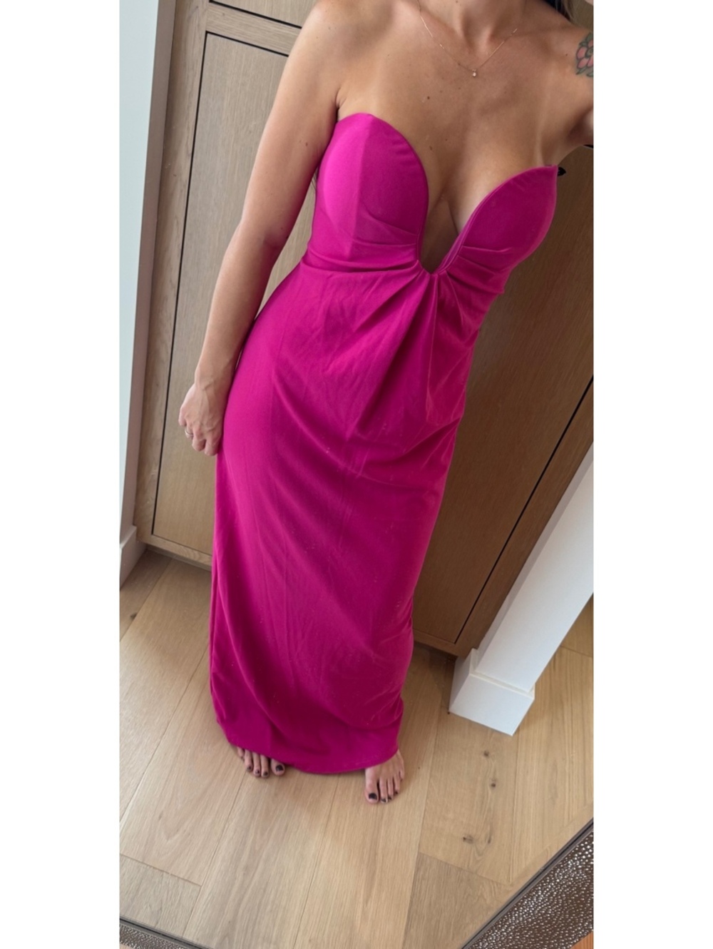 NWT Lulus Thula Magenta Pink Cutout U-Bar Strapless Maxi Dress Small